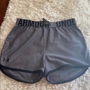 Gray loose Under Armour shorts